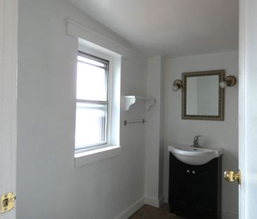 For Lease - 201 Main Street Unit# 6, Newmarket, Ontario - Photo 1