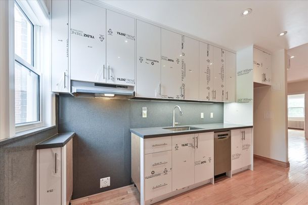 For Lease - 1575 Bayview Avenue, Toronto, Ontario - Photo 1