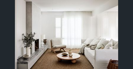 Coastal Elegance - Unfurnished, 12 mths - Photo 4