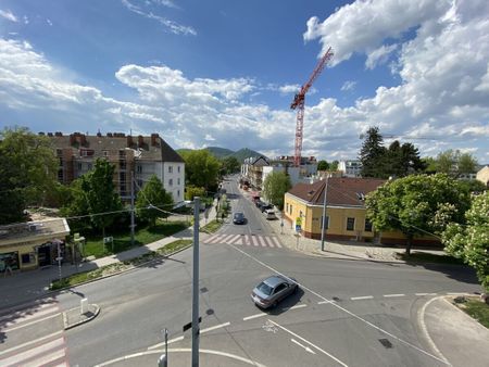 Helle 2 Zimmer Wohnung mit Balkon mit Blick Richtung Kahlenberg in 1210 Wien zu mieten - Photo 2