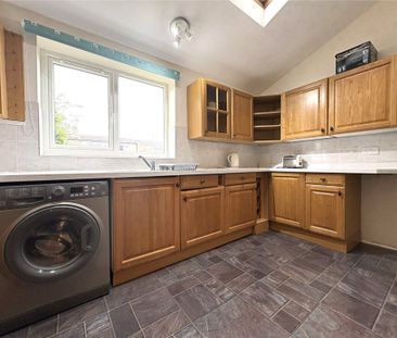 3 bed Terraced House for rent - Photo 4