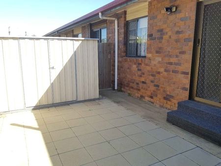 2/12 Charles Street Caboolture - Photo 4