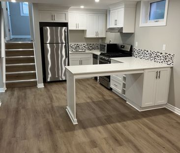 For Lease - 155 Ruskview Road, Kitchener, Ontario - Photo 2