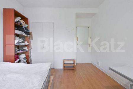 Zone 1 located 2 bedroom perfect for Students and young professionals - Photo 2