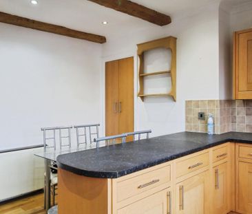 2 bedroom maisonette to rent - Photo 5