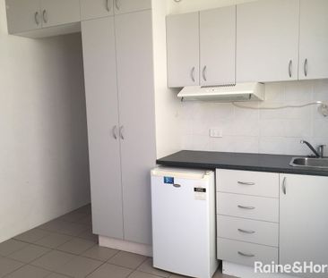 Neat Updated Studio Available on Bunnerong Road! - Photo 3
