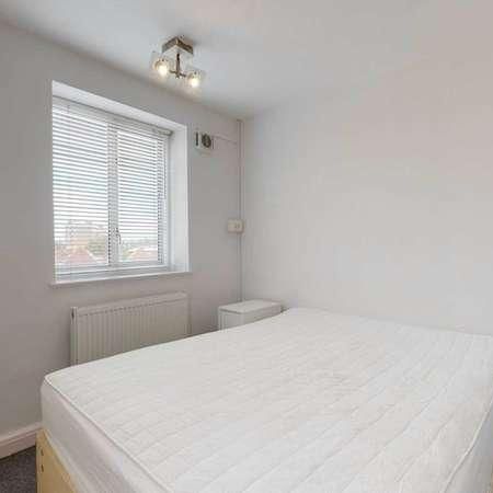 Ritherdon Road, Tooting Bec, Sw, London, SW17 - Photo 1