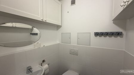 RUHIG WOHNEN. ENTSPANNT LEBEN. – 3 ZIMMER MIT BALKON & POOL | ZELLMANN IMMOBILIEN - Foto 5
