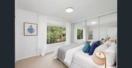 Modern Parkside Townhouse with House-Like proportions - Photo 4