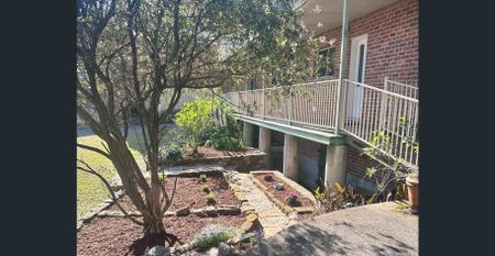 Fully Renovated 3 bedroom rural oasis - Photo 4