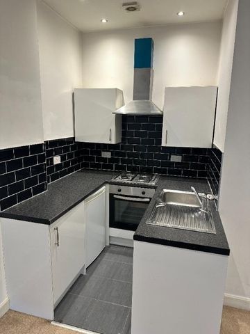 1 bedroom ground floor flat to rent - Photo 2