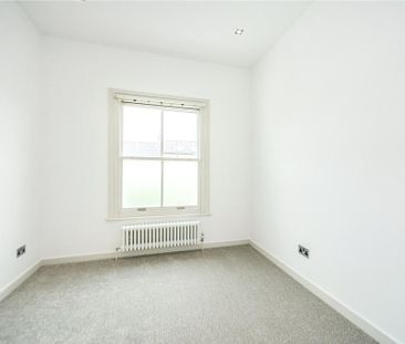 4 bedroom terraced house to rent - Photo 6