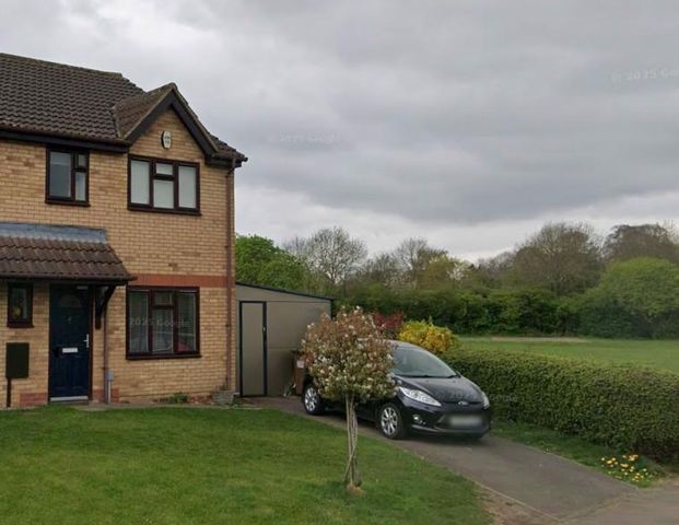 3 bedroom semi-detached house to rent - Photo 1