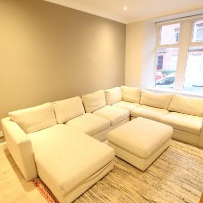 Fairlie Park Drive, Partick - Photo 1