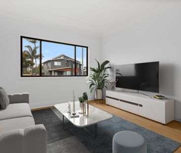 Great sought after location, large block and natural Sunlight fille... - Photo 1