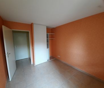 Location Appartement 2 pièces 48m² MARSEILLE 8ème - Photo 2