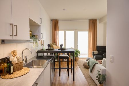 Vi har några lediga nyproducerade ettor på Ludvigsbergsvägen 33. - Photo 4