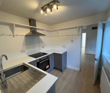 2 bedroom terraced house to rent - Photo 6