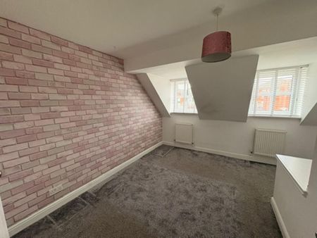 4 bedroom detached house to rent - Photo 5