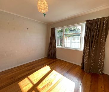 2 Bedroom 1 Bathroom Unit - Photo 5
