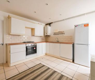 2 bedroom maisonette to rent - Photo 6