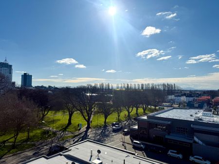 City Centre, 3 bedrooms - Photo 3