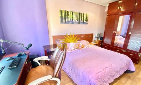 2 BEDROOM APARTMENT - TORREVIEJA - Foto 3