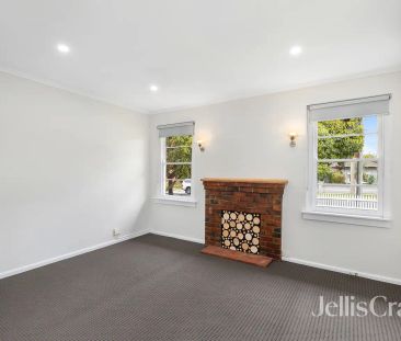 “Fully Repainted Home with New Fittings Throughout!” - Photo 3