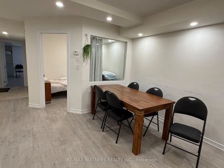 For Lease - 1 Eaton Park Lane Unit# 9, Toronto, Ontario - Photo 5
