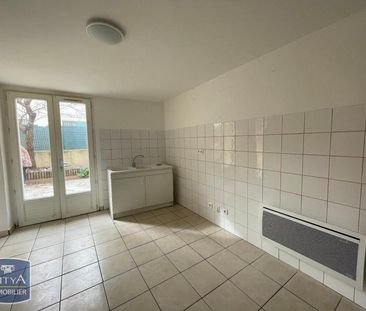 Location Appartement 3 pièces 76m² CARPENTRAS 84200 - Photo 2