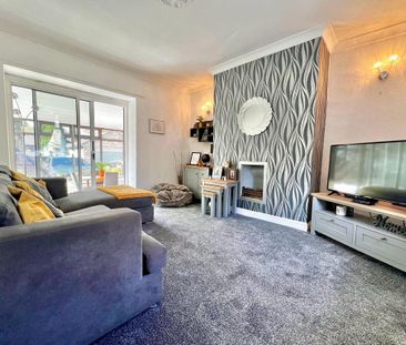 2 bedroom end of terrace house to rent - Photo 1