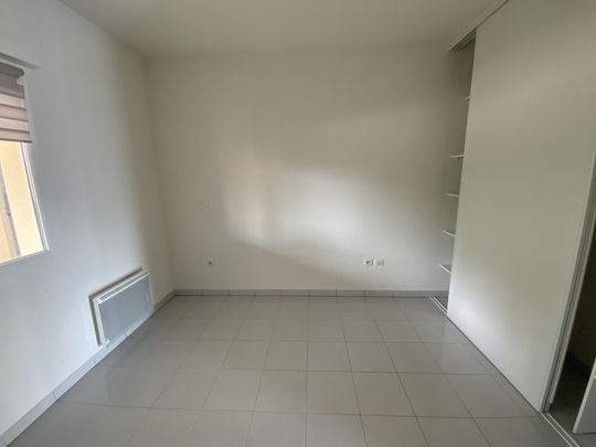 LUNEL - Appartement T4 de 79m² avec terrasse et parking - Photo 1