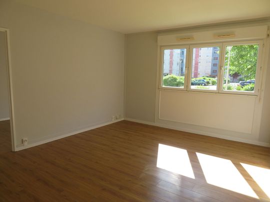 Appartement à louer - REIMS PROX. PLACE LUTON - Photo 1