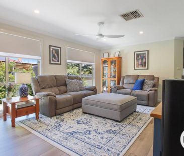 WELL PRESENTED FAMILY HOME! - Photo 1