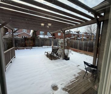 For Lease - 40 Chatterson Street, Whitby, Ontario - Photo 1