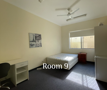 FURNISHED ROOMS FROM $200.00 p/week - Photo 2