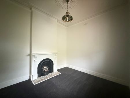 39 Rose Street, Armadale VIC 3143 - House For Rent | Domain - Photo 2