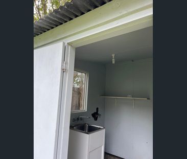 $880 Per Week -Spacious Family Home in Prime Location - Photo 3