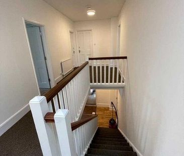 1 bedroom in a house share to rent - Photo 6