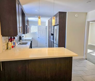 For Lease - 10512 Trafalgar Road, Halton Hills, Ontario - Photo 5