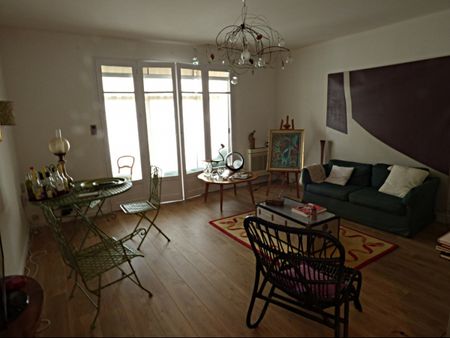 AVIGNON EXTRA MUROS: Porte Limbert Très bel appartement au calme avec 3 chambres - Photo 3