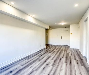 2555 Boul. de la Côte Vertu - Photo 1