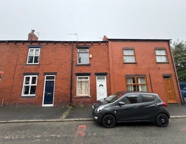 2 Bedroom Terraced House - Photo 1