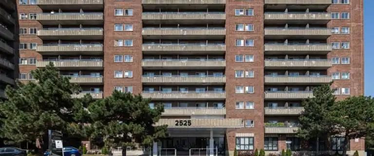 Place Cavendish Apartments | 2525 Cavendish blvd., Montreal · studio - Photo 1