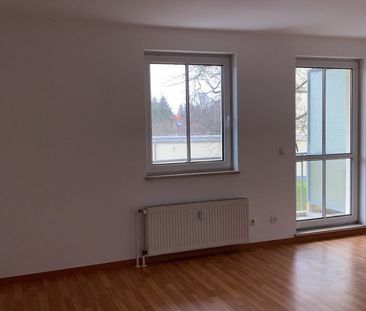 Charmante 2-Zimmer-Wohnung mit Balkon und Aufzug - Ihr neues Zuhause! - Foto 2