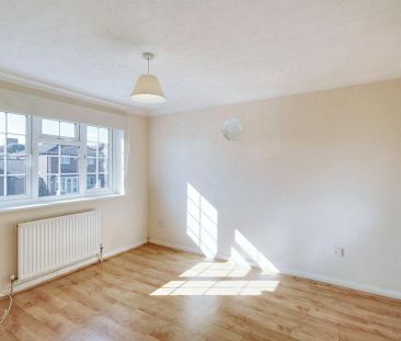 3 bedroom detached house to rent - Photo 4