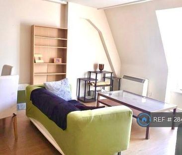 2 bedroom flat to rent - Photo 1