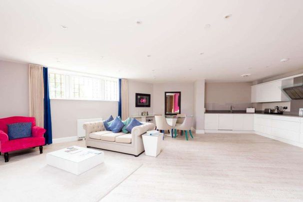 The Old Gaol, Abingdon-on-thames, Oxfordshire, OX14 3HE - Photo 1