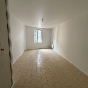 Studio de 31,09 m2, quartier Villebourbon - Photo 2