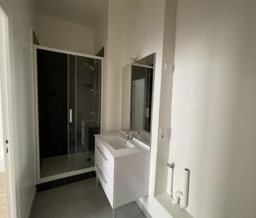 Location Appartement 1 pièce 27m² ANGERS 49100 - Photo 3